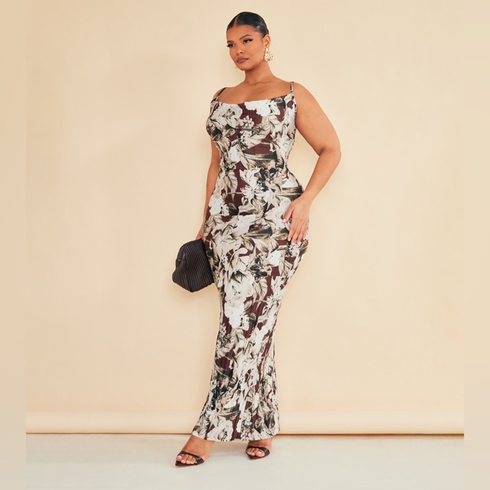 Plus Size Brown Floral Plisse Cowl Neck Maxi Dress: Size 20. NWT